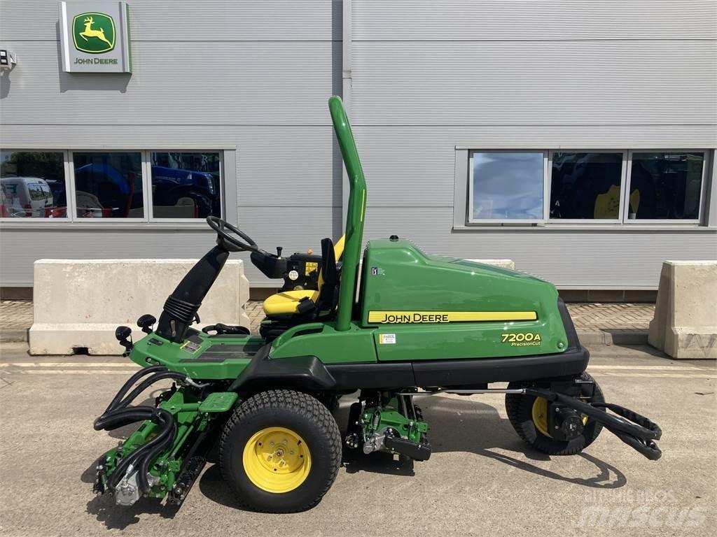 John Deere 7200A Walk-behind klippere