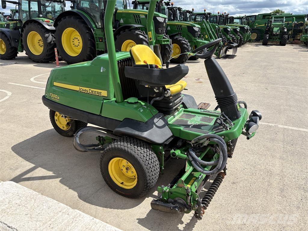 John Deere 7200A Walk-behind klippere