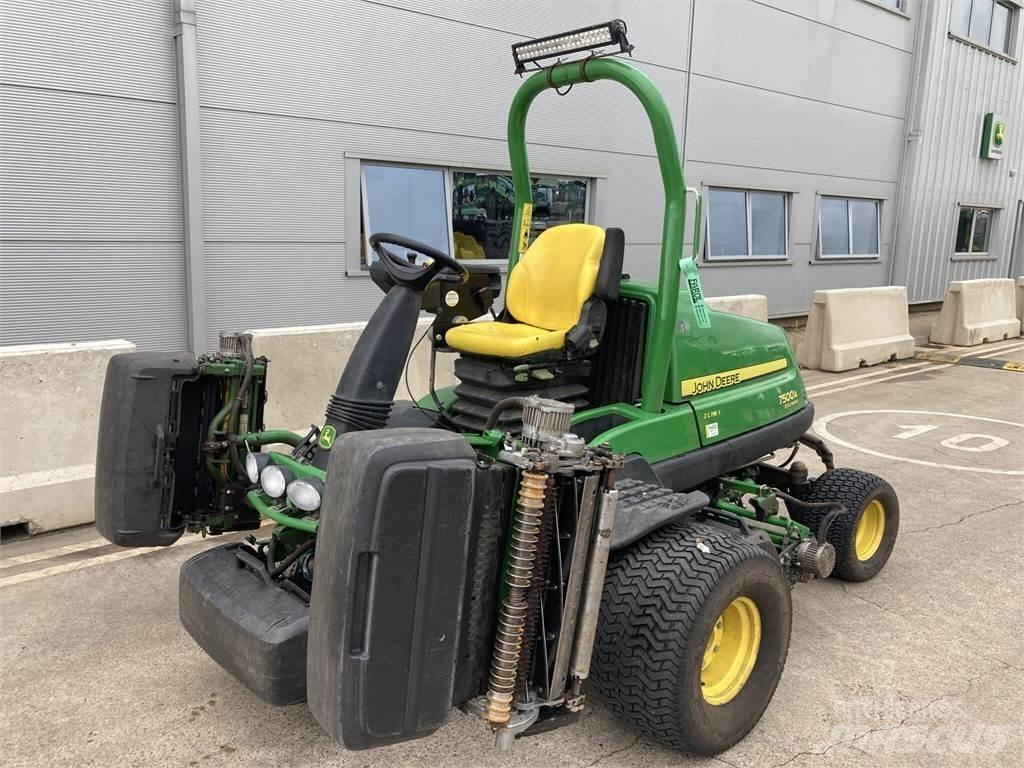John Deere 7500AE Walk-behind klippere