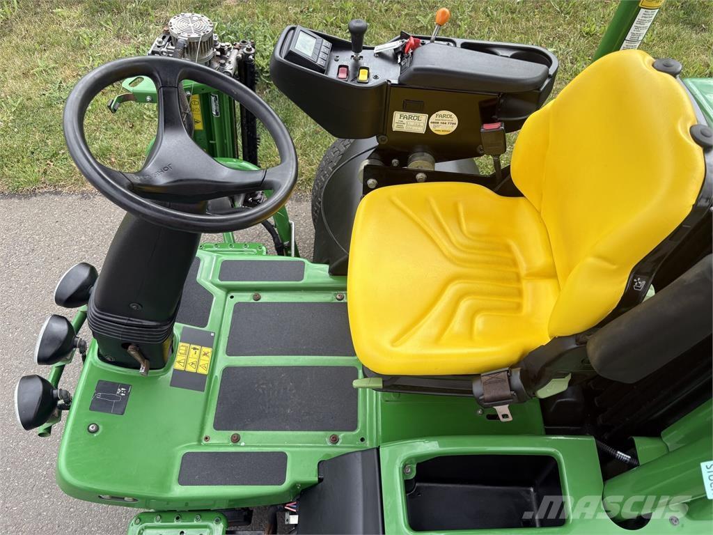 John Deere 7500AE Walk-behind klippere