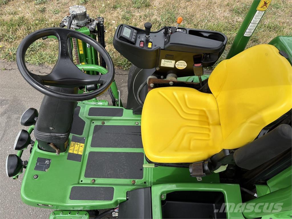 John Deere 7500AE Walk-behind klippere