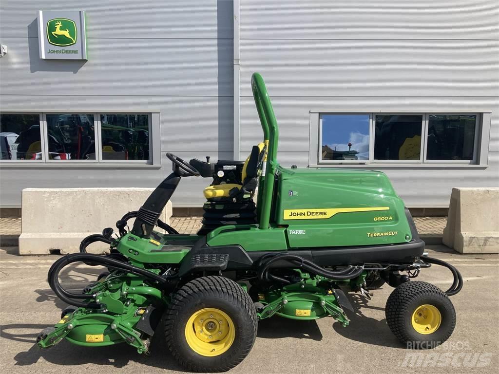 John Deere 8800A Walk-behind klippere