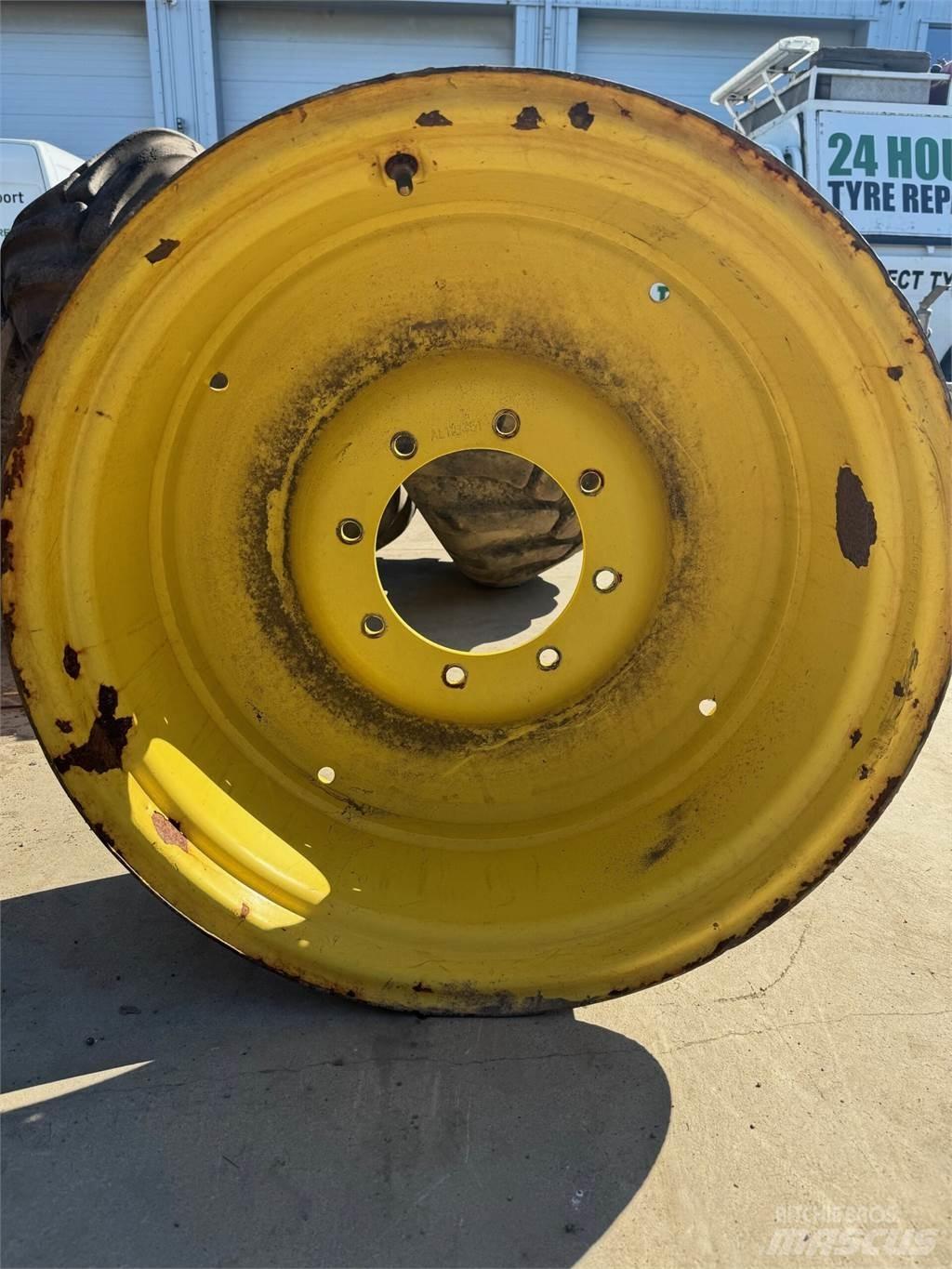 John Deere Example Hjul, Dæk og Fælge