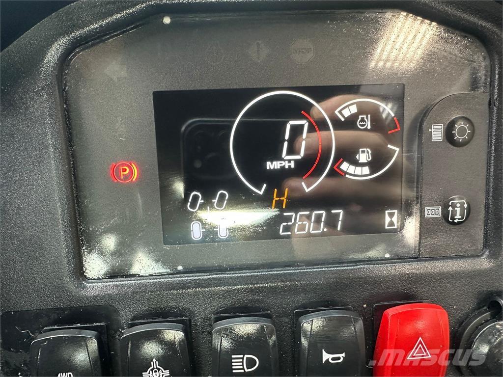 John Deere HPX815E Hjælpemaskiner