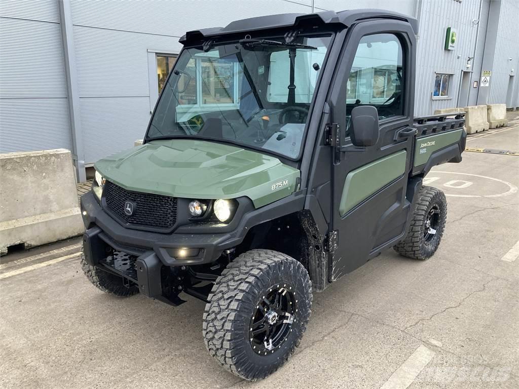 John Deere XUV875M Hjælpemaskiner