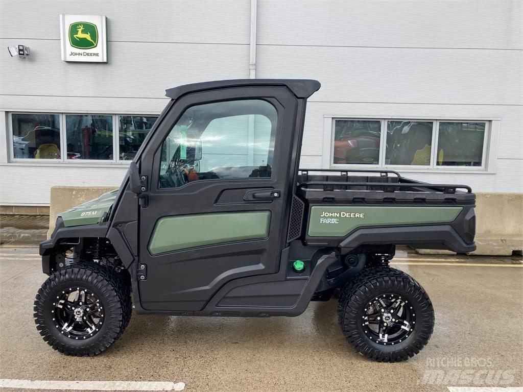 John Deere XUV875M Hjælpemaskiner