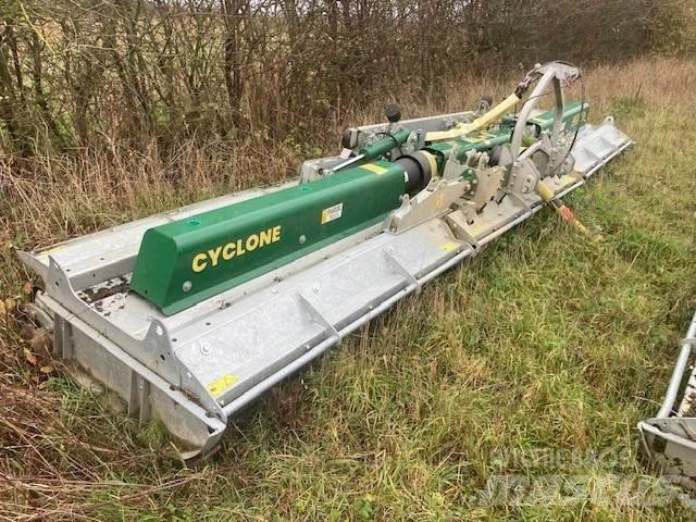 Weeks 5T tipping trailer Andre vogne