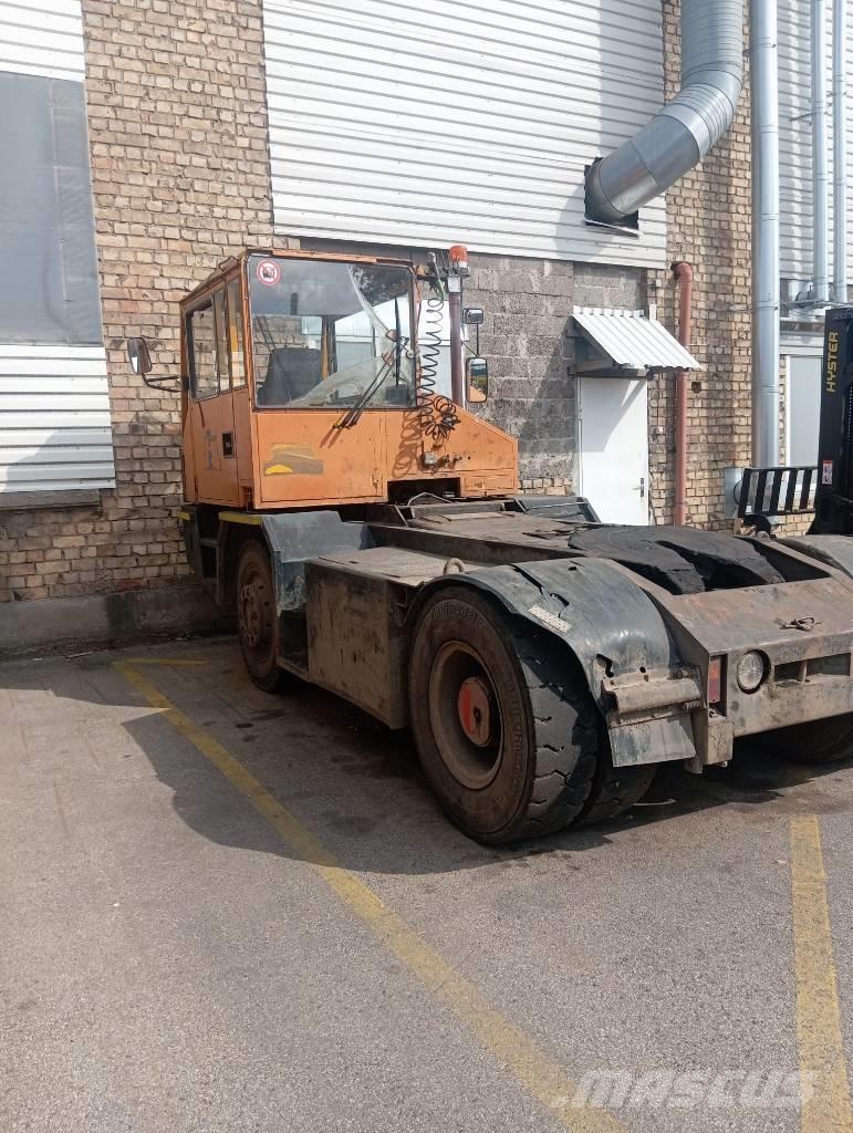 Sisu TR160 AL 4 X4 Terminaltraktorer