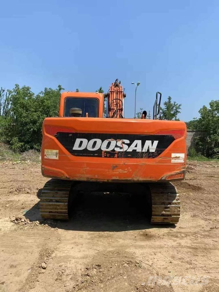 Doosan DX 130-9C Gravemaskiner på larvebånd