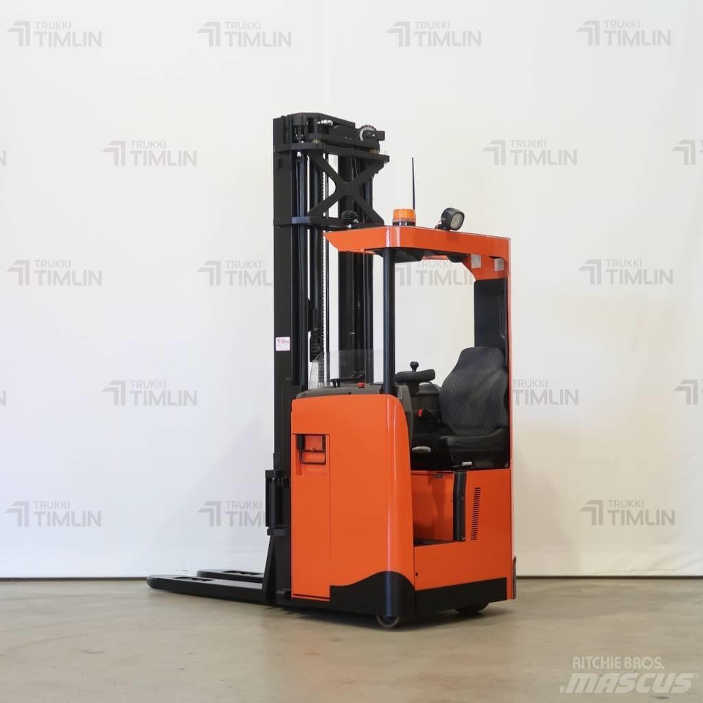 BT SRE160L Selvkørende stablere