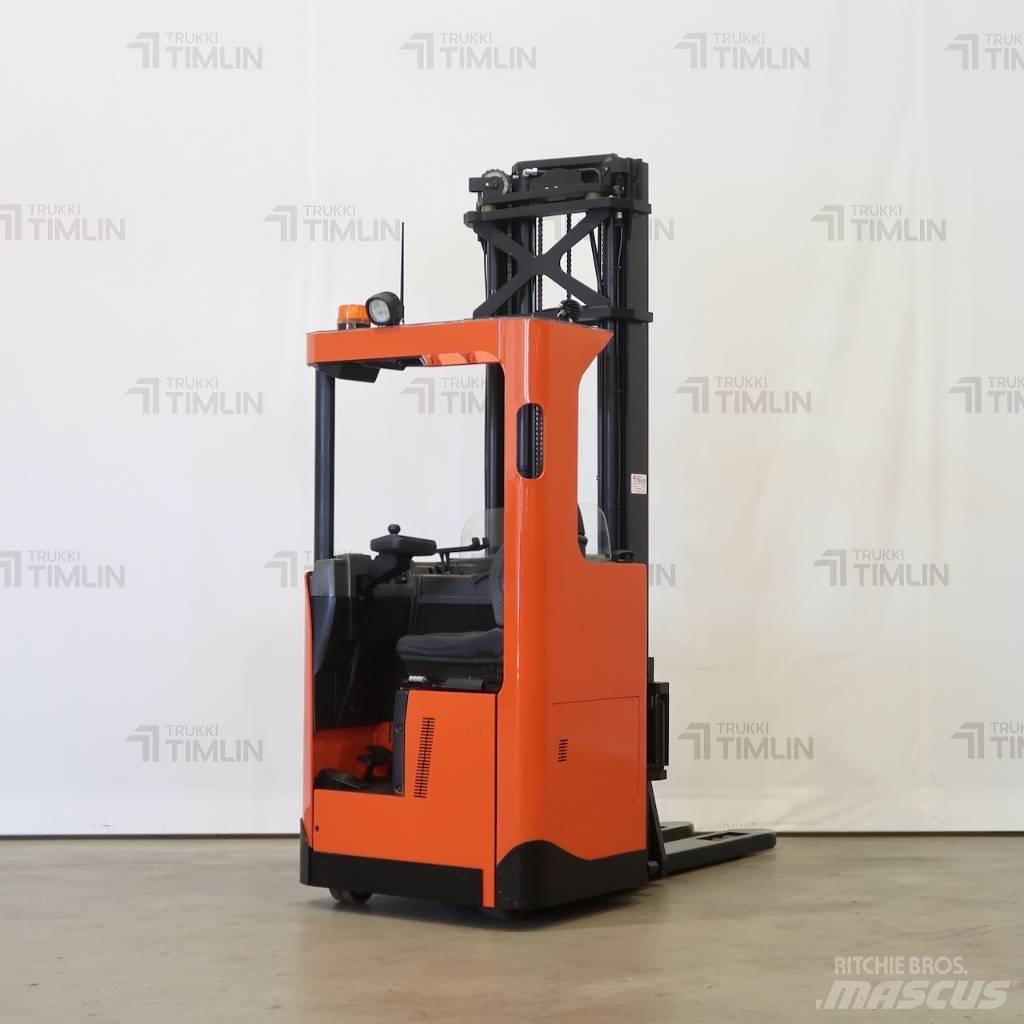 BT SRE160L Selvkørende stablere