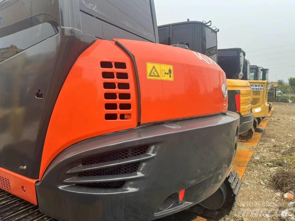 Kubota 183 Gravemaskiner på larvebånd