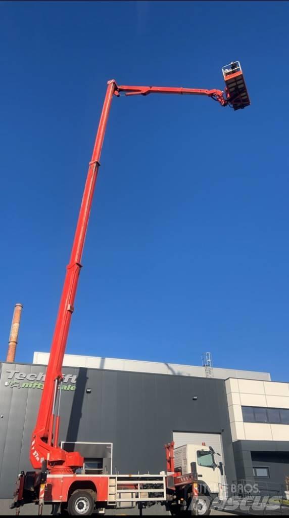 Bronto S37XDT Lastbilmonterede lifte