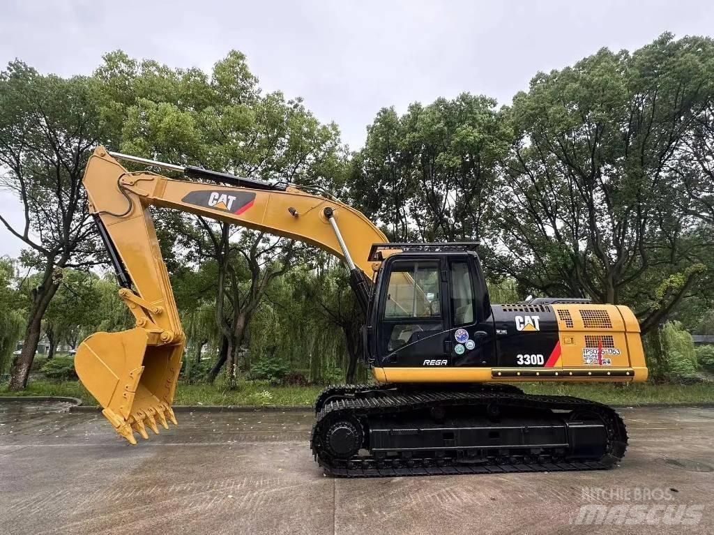CAT 330 D Midi-gravemaskiner 7t - 12t