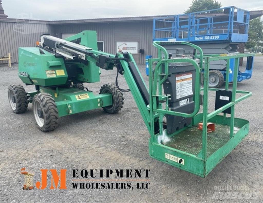 JLG 340 AJ Bomlifte med knækarm