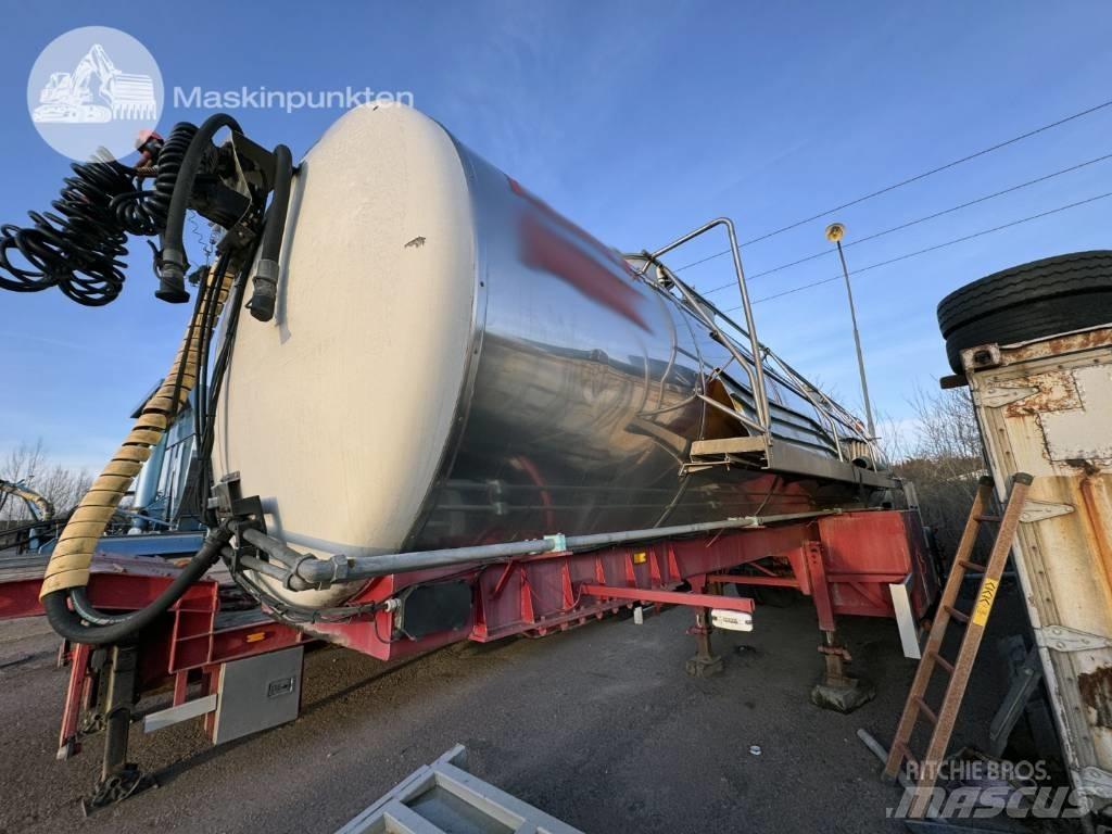 Wedholms DK 345-16 Semi-trailer med Tank