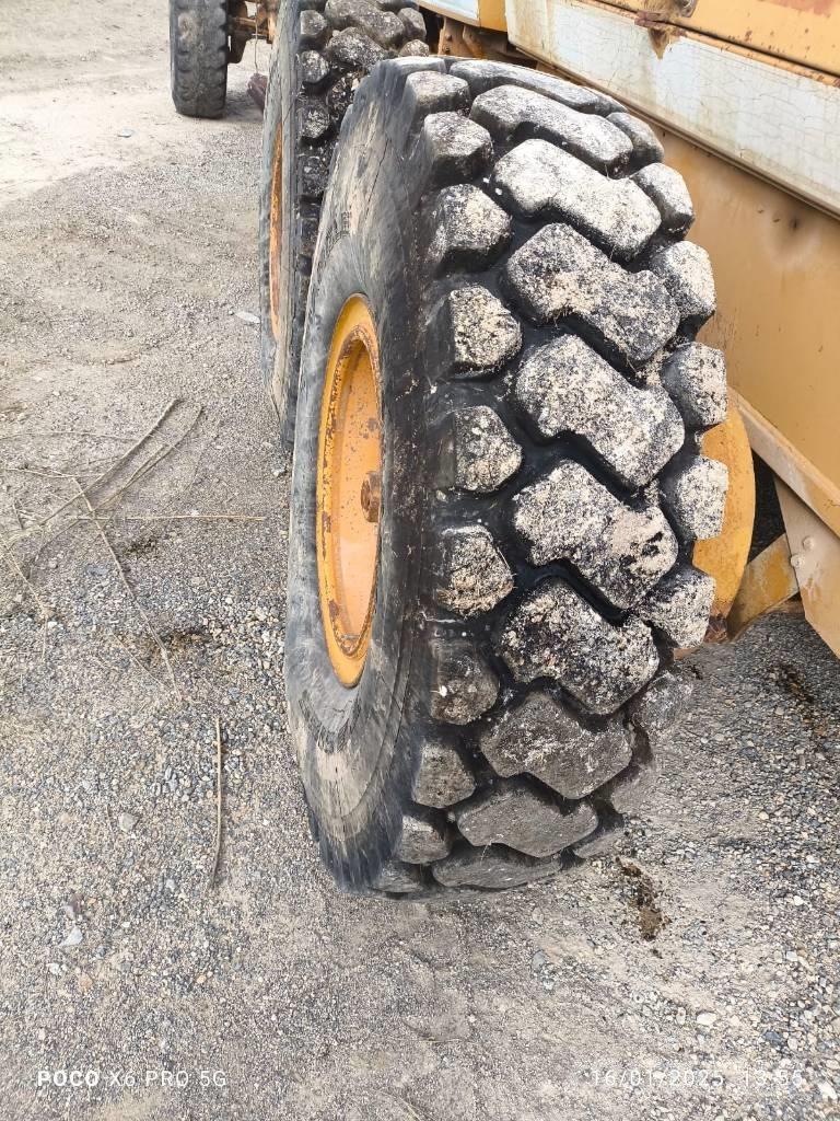 Dresser 830 Vejhøvle / Gradere