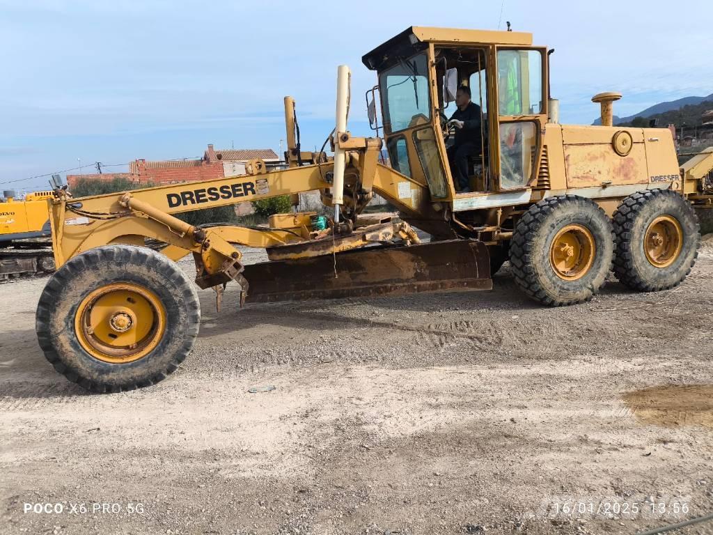 Dresser 830 Vejhøvle / Gradere