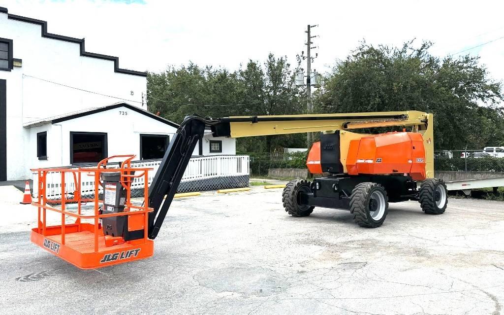 JLG 800 AJ Bomlifte med knækarm