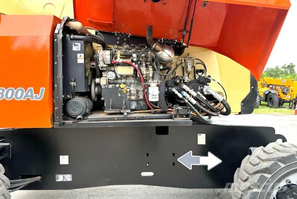JLG 800 AJ Bomlifte med knækarm