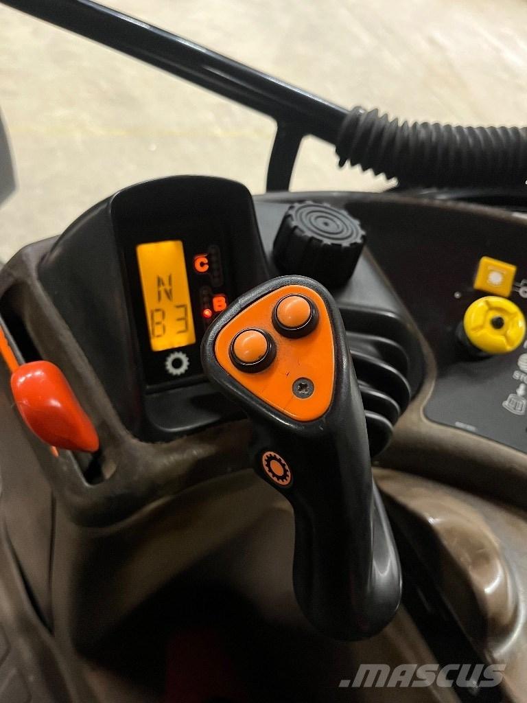 New Holland M 115 Traktorer