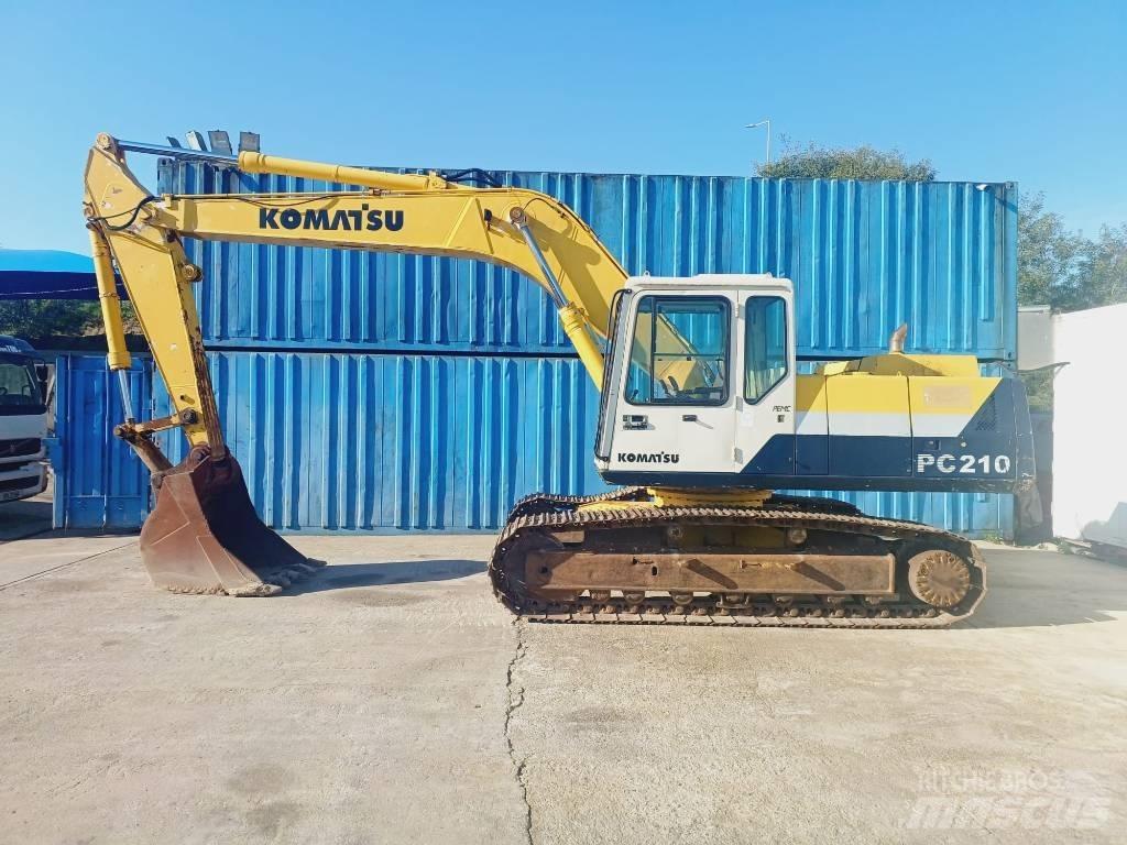 Komatsu PC 210-5 Gravemaskiner på larvebånd