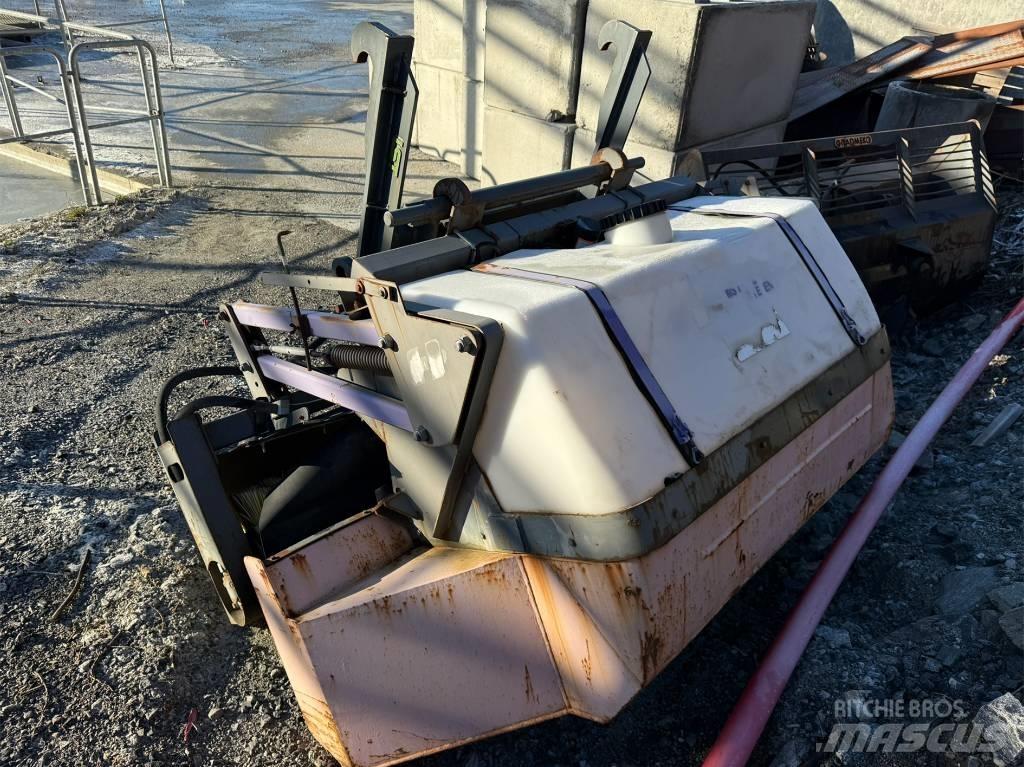 Holms 300 - 2,2/2000 Fejemaskiner