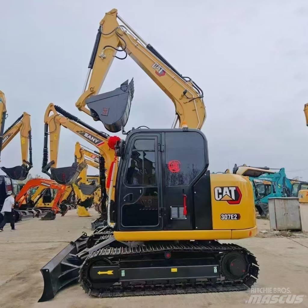 CAT 307E2 Gravemaskiner på larvebånd