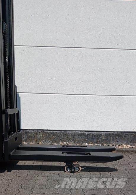 Toyota SWE160L Gaffelstabler med gående fører