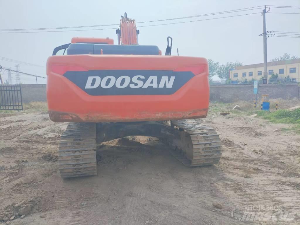 Doosan DX225LC-9C Gravemaskiner på larvebånd