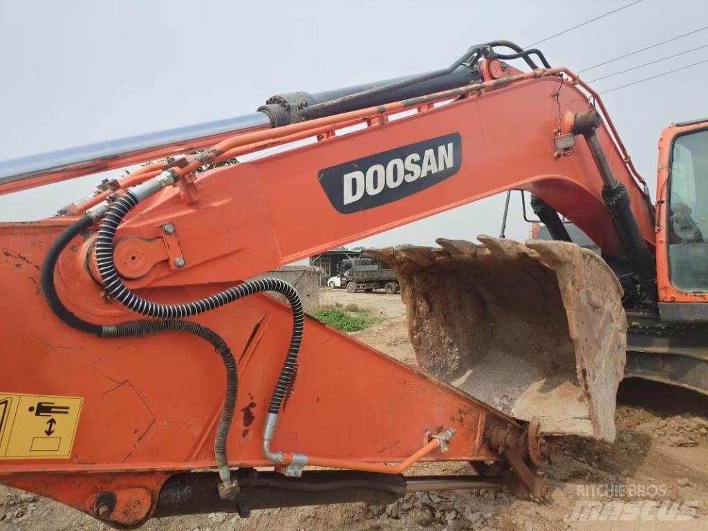 Doosan DX225LC-9C Gravemaskiner på larvebånd