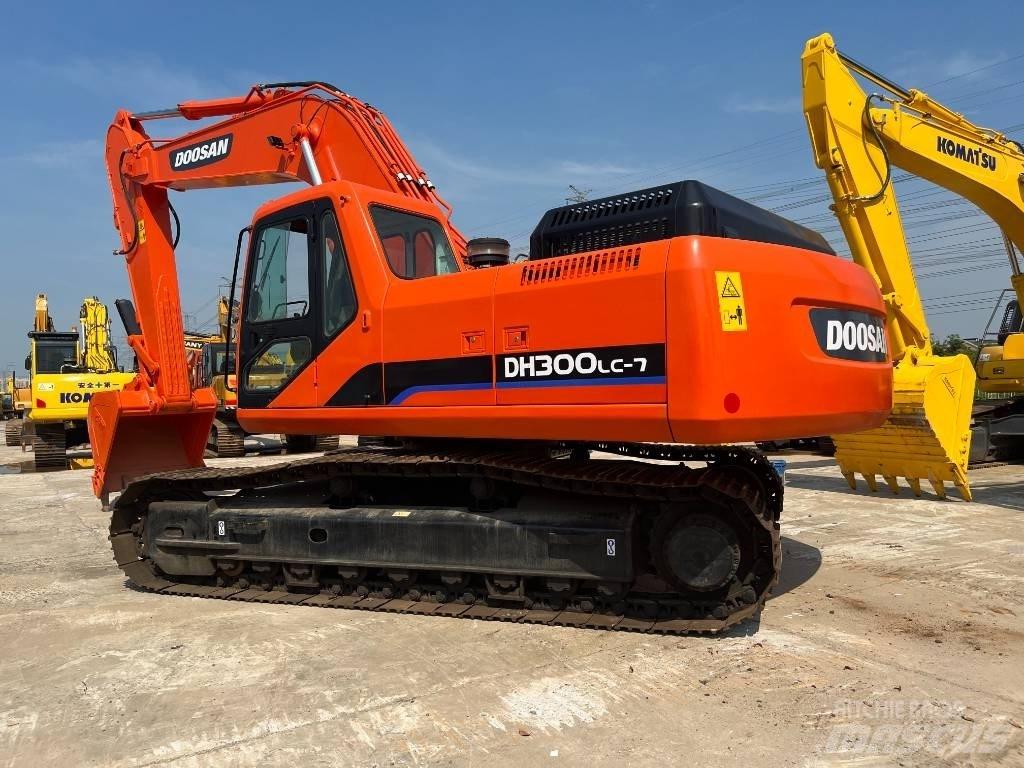 Doosan DH 300 LC-7 Gravemaskiner på larvebånd
