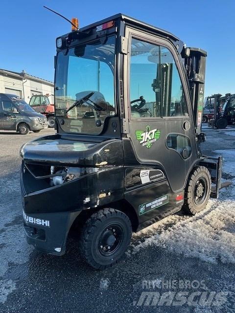 Mitsubishi FD25N3 Diesel gaffeltrucks
