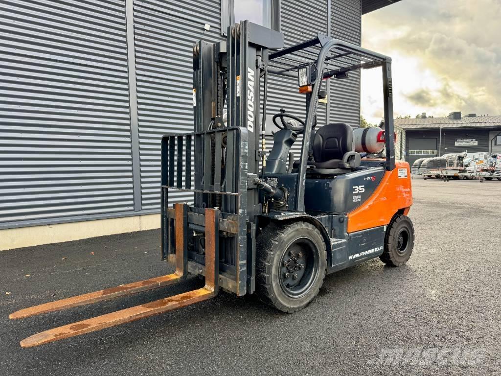 Doosan G 35 C-5 LPG gaffeltrucks