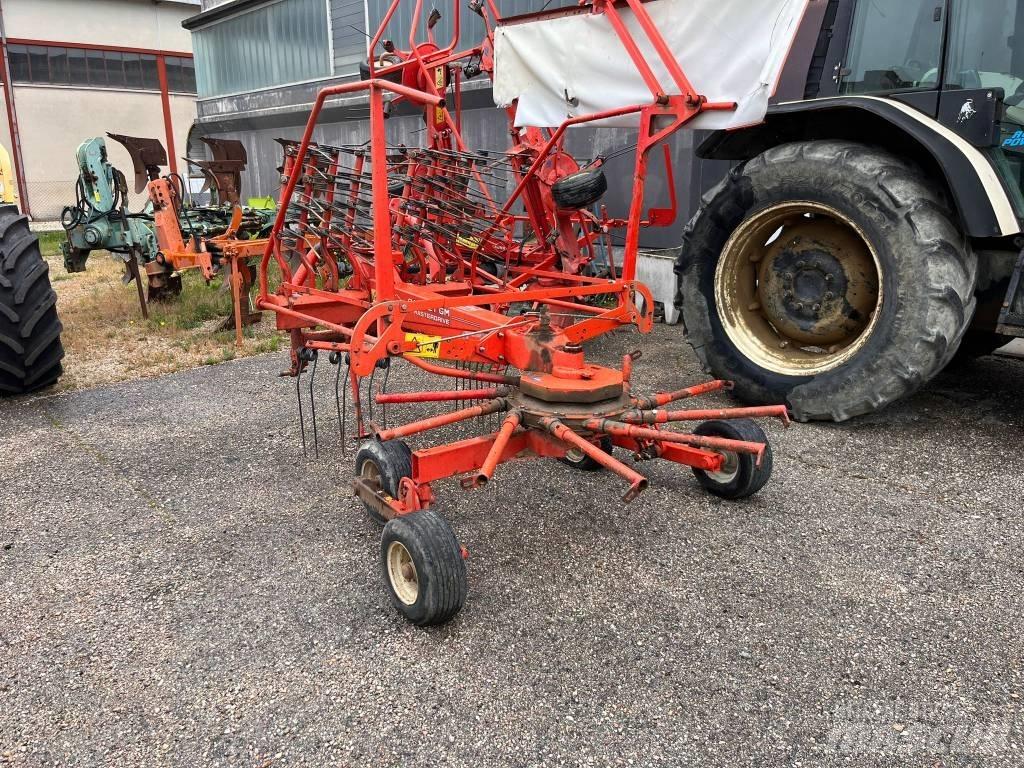 Kuhn GA 4121 G M River og høvendere