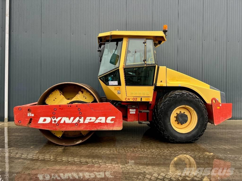 Dynapac CA302D Enkelt tromle