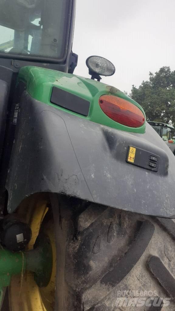 John Deere 6130 R Traktorer