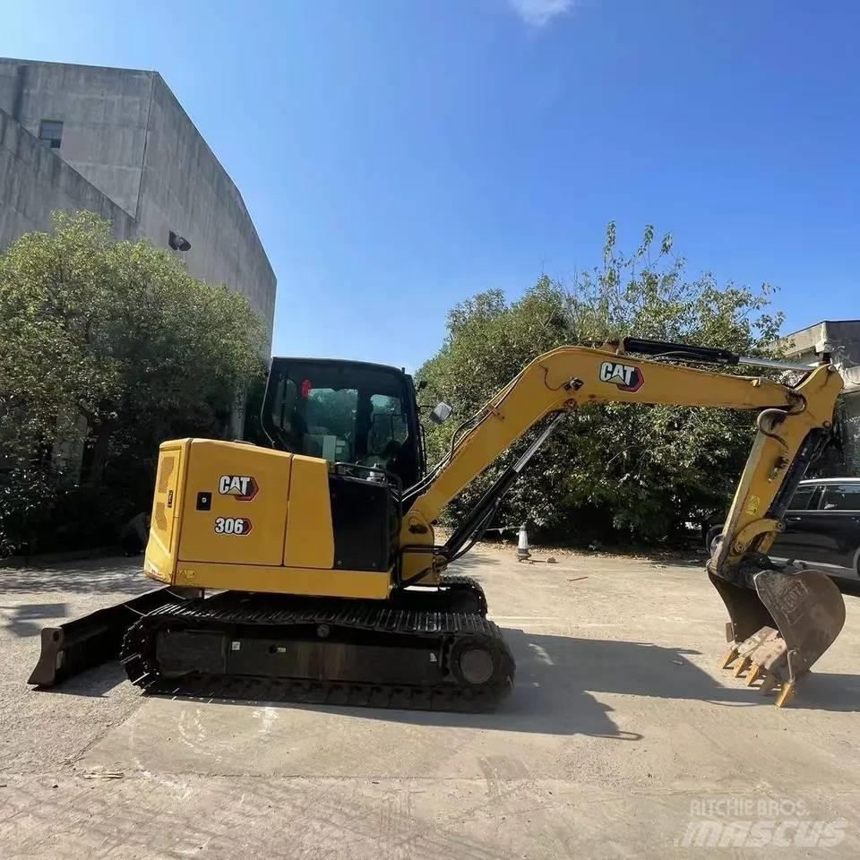 CAT 306E2 Gravemaskiner på larvebånd