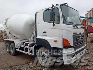 Hino 700 Betonbiler