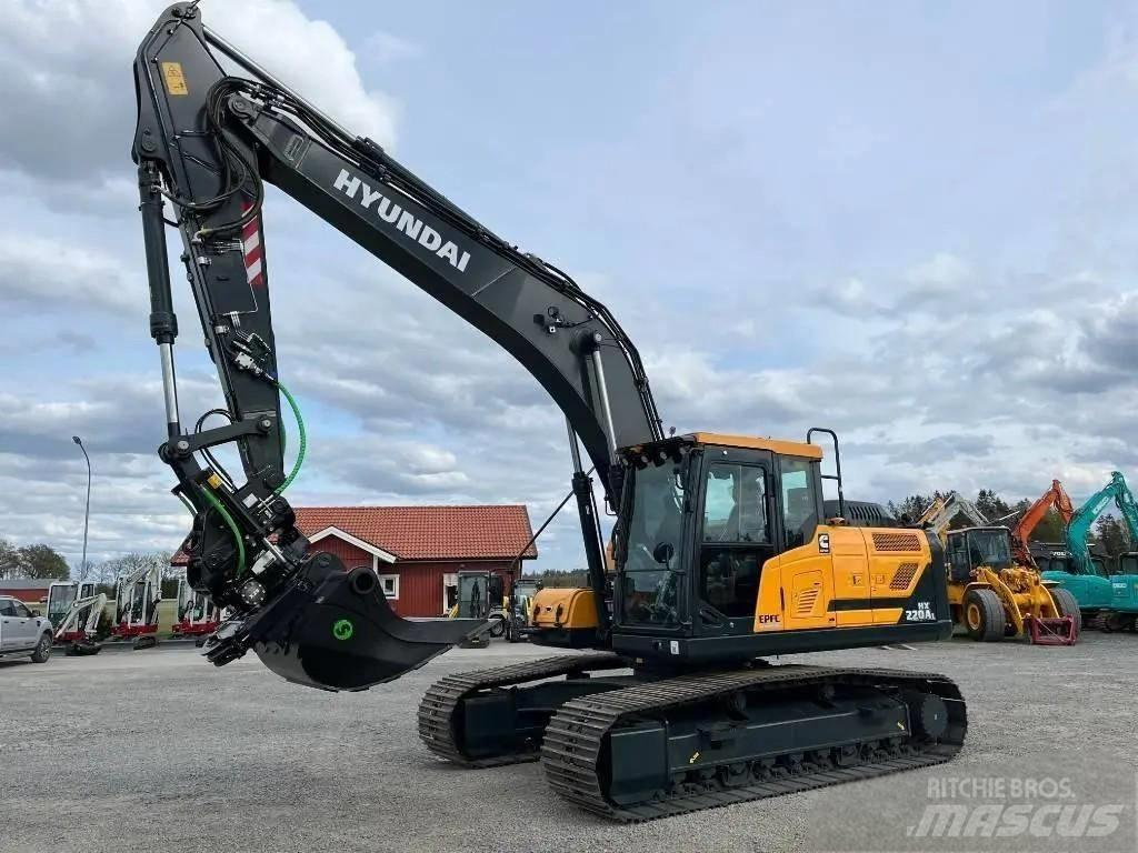 Hyundai HX 220 Gravemaskiner på larvebånd
