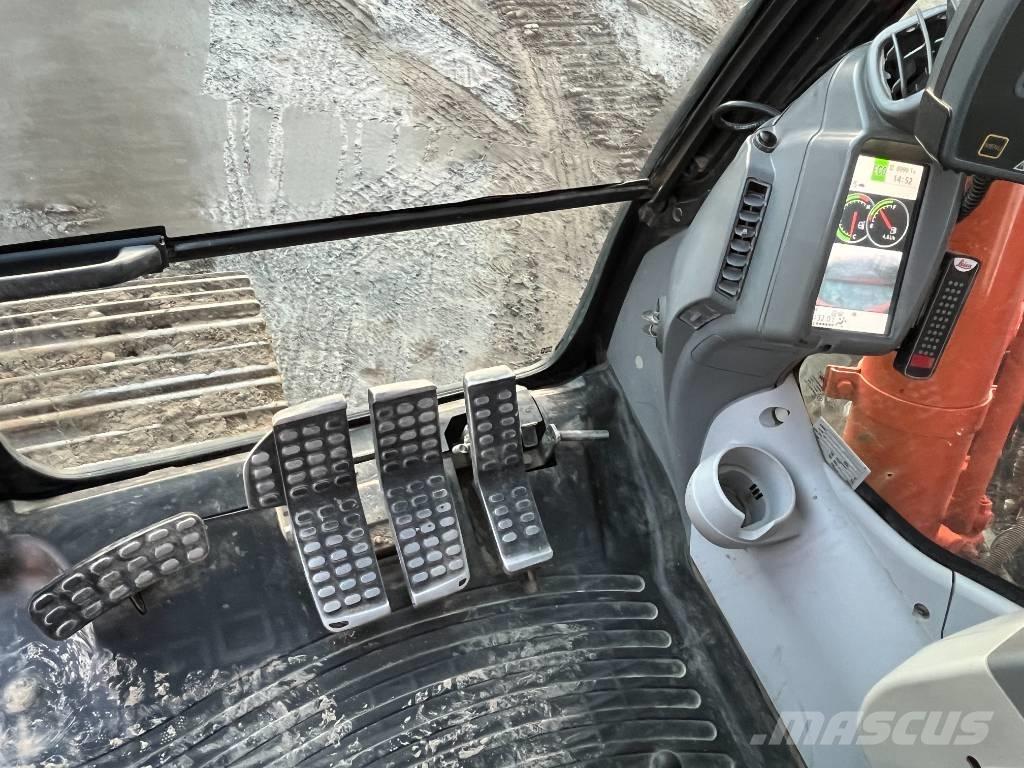 Hitachi ZX 250 LC-5B Gravemaskiner på larvebånd