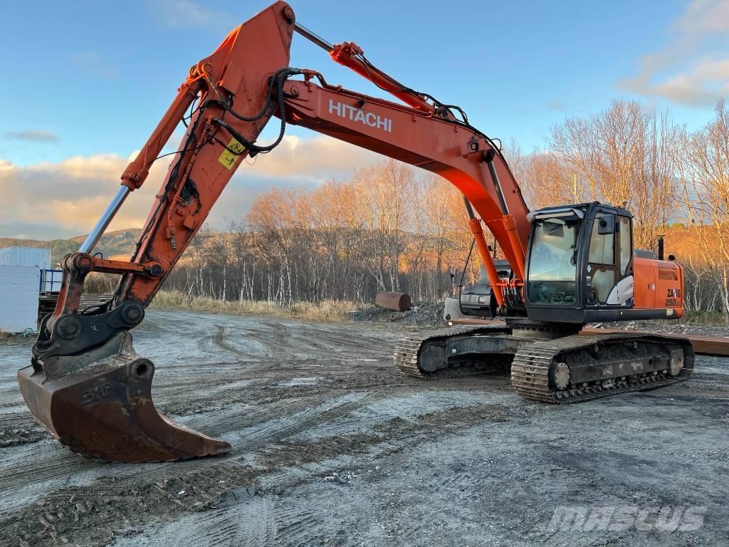 Hitachi ZX 250 LC-5B Gravemaskiner på larvebånd