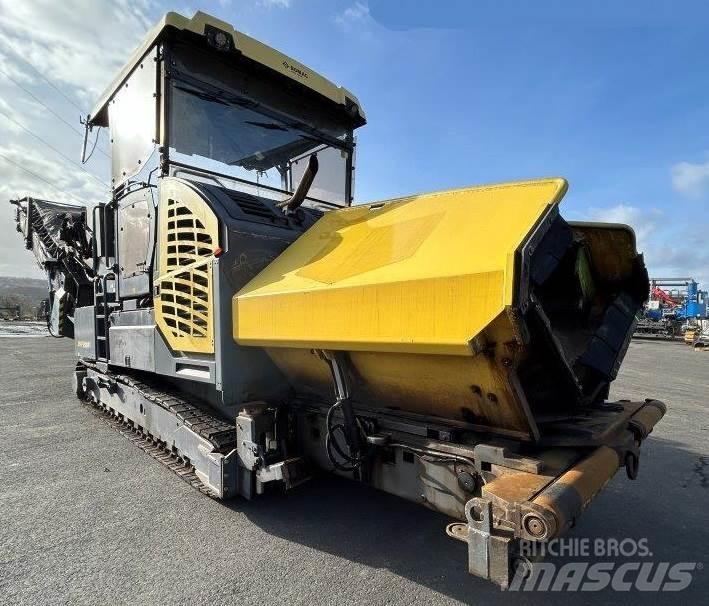 Bomag BMF 2500 S Asfaltudlæggere