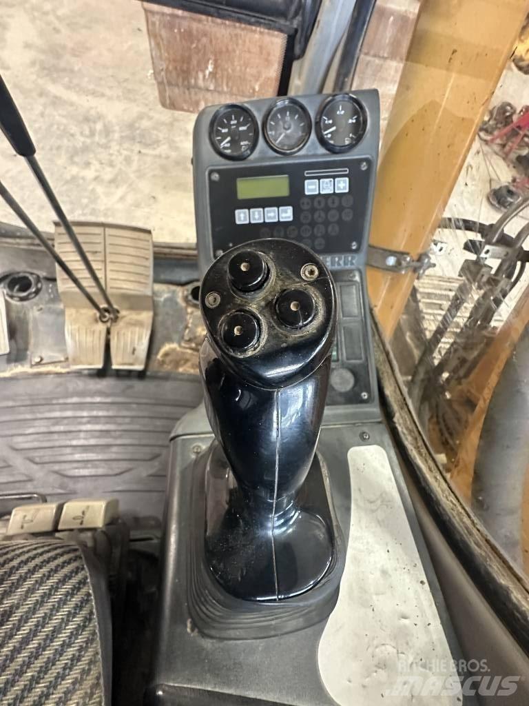 Liebherr R 317 Gravemaskiner på larvebånd