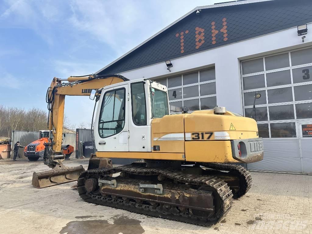 Liebherr R 317 Gravemaskiner på larvebånd