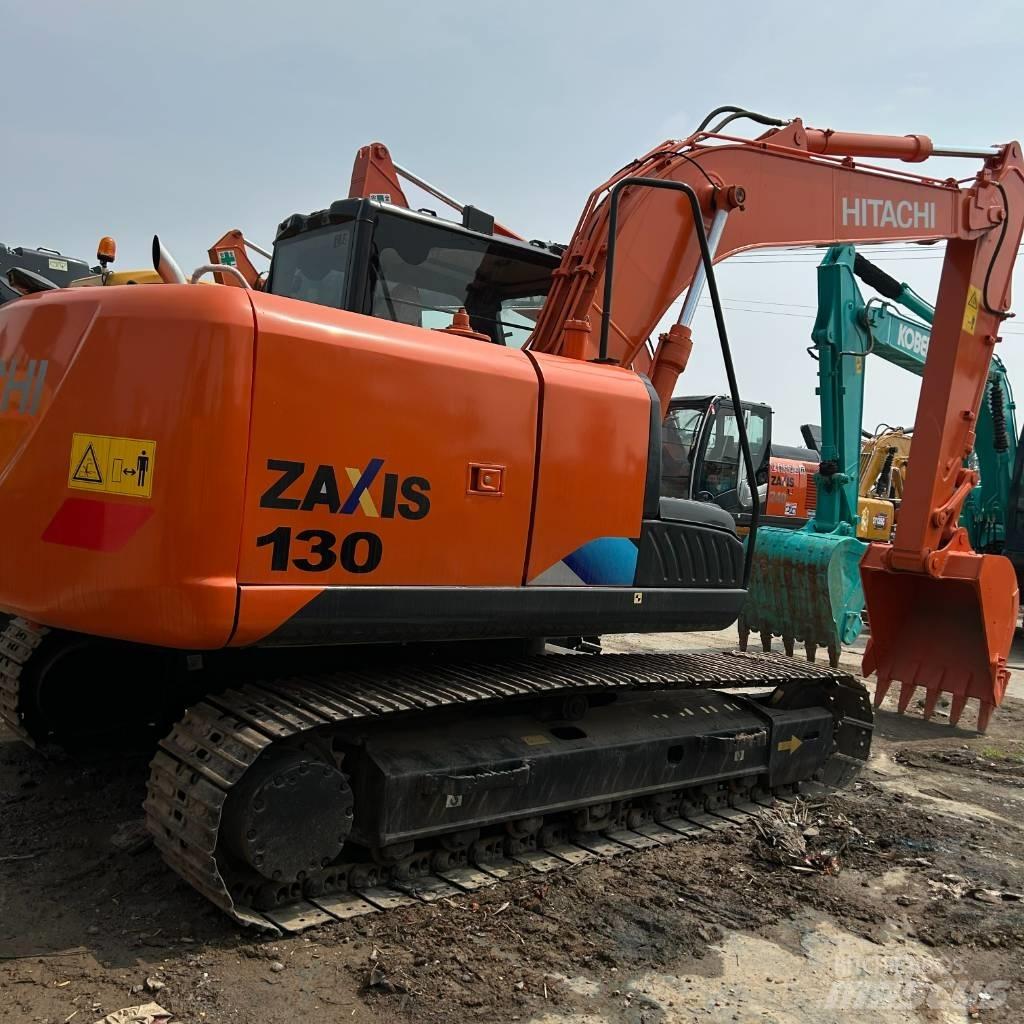 Hitachi 130 Gravemaskiner på larvebånd