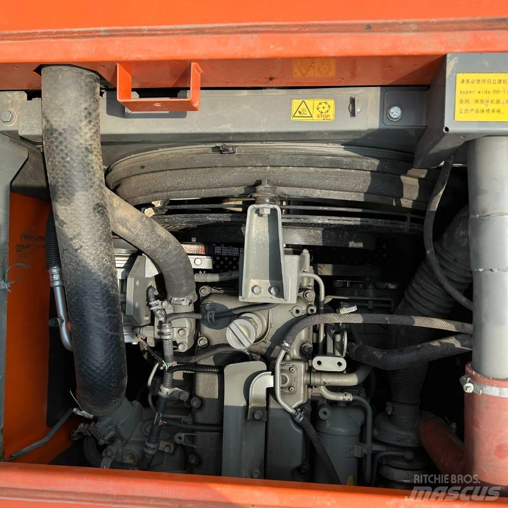 Hitachi 130 Gravemaskiner på larvebånd