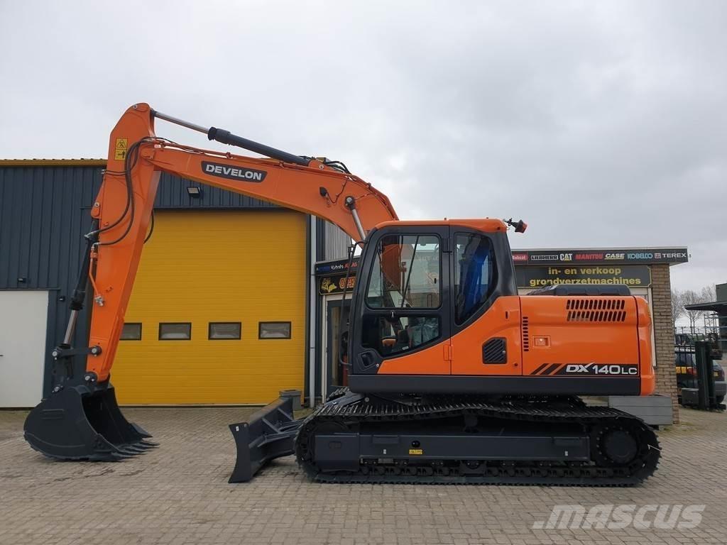 Develon DX140LC Gravemaskiner på larvebånd