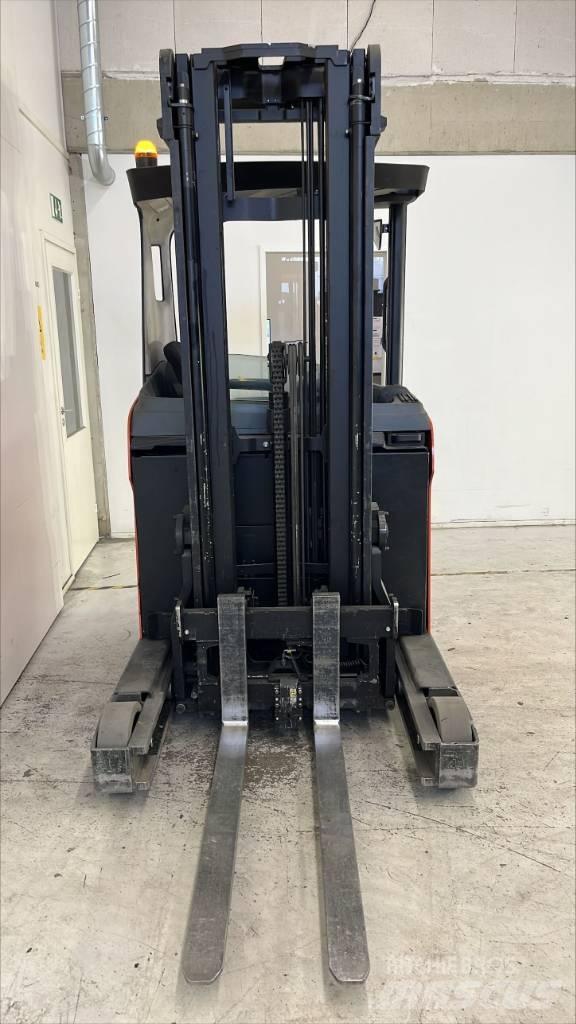 BT RR E 140 H Reachtruck