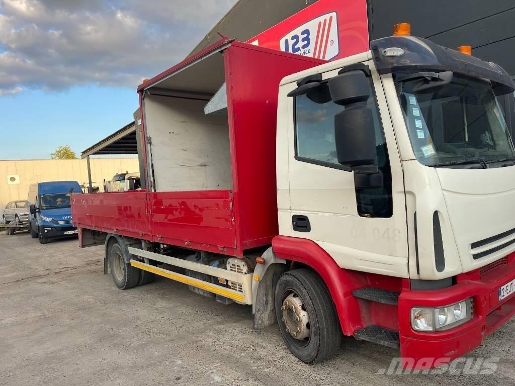 Iveco Baakwagen Lastbil med lad/Flatbed
